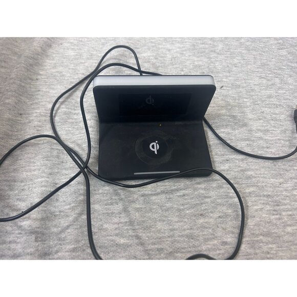 Aluratek Alarm Clock with Nightlight and Qi Wireless Charging - Picture 1 of 4